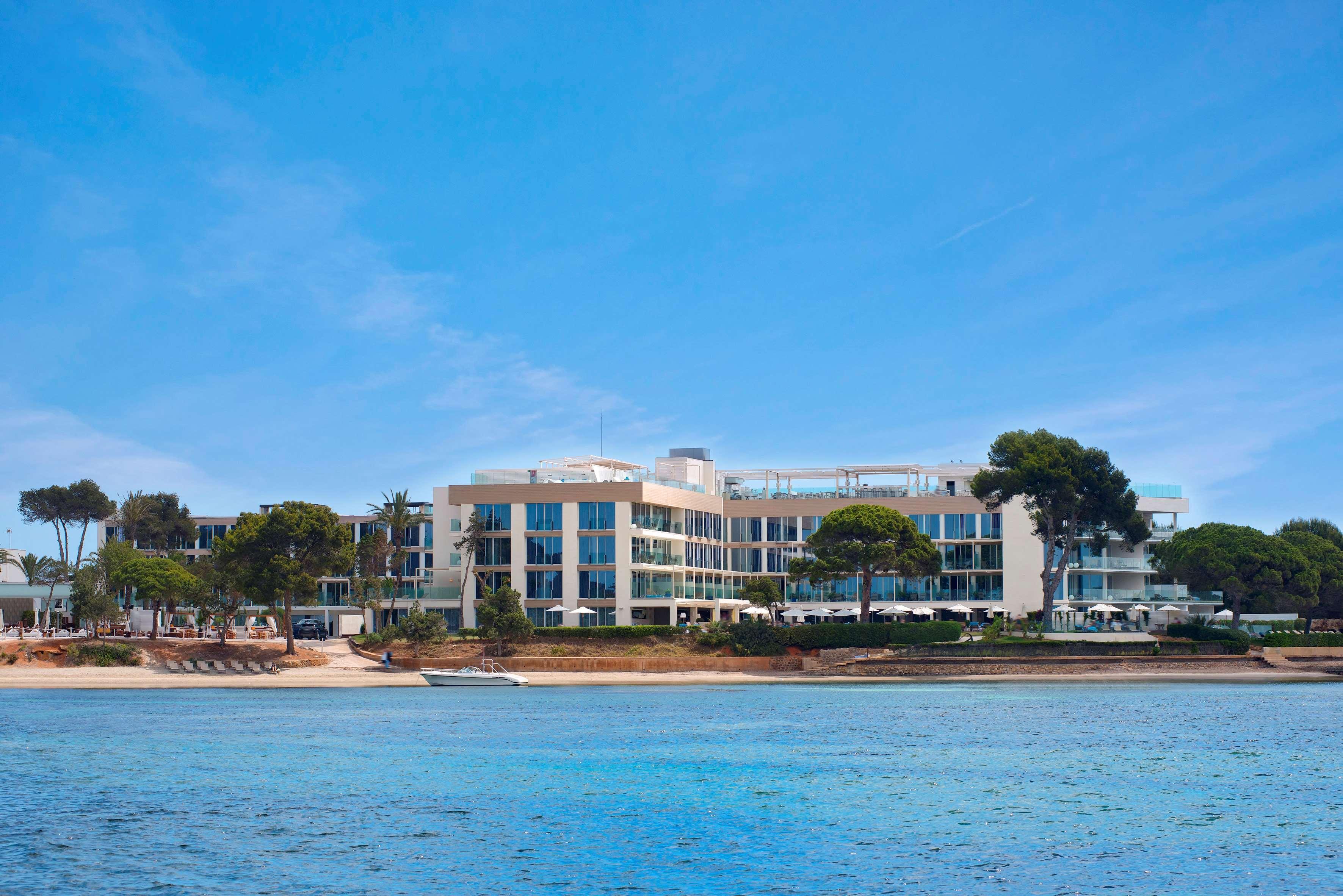 Me Ibiza - The Leading Hotels Of The World Santa Eularia des Riu Luaran gambar
