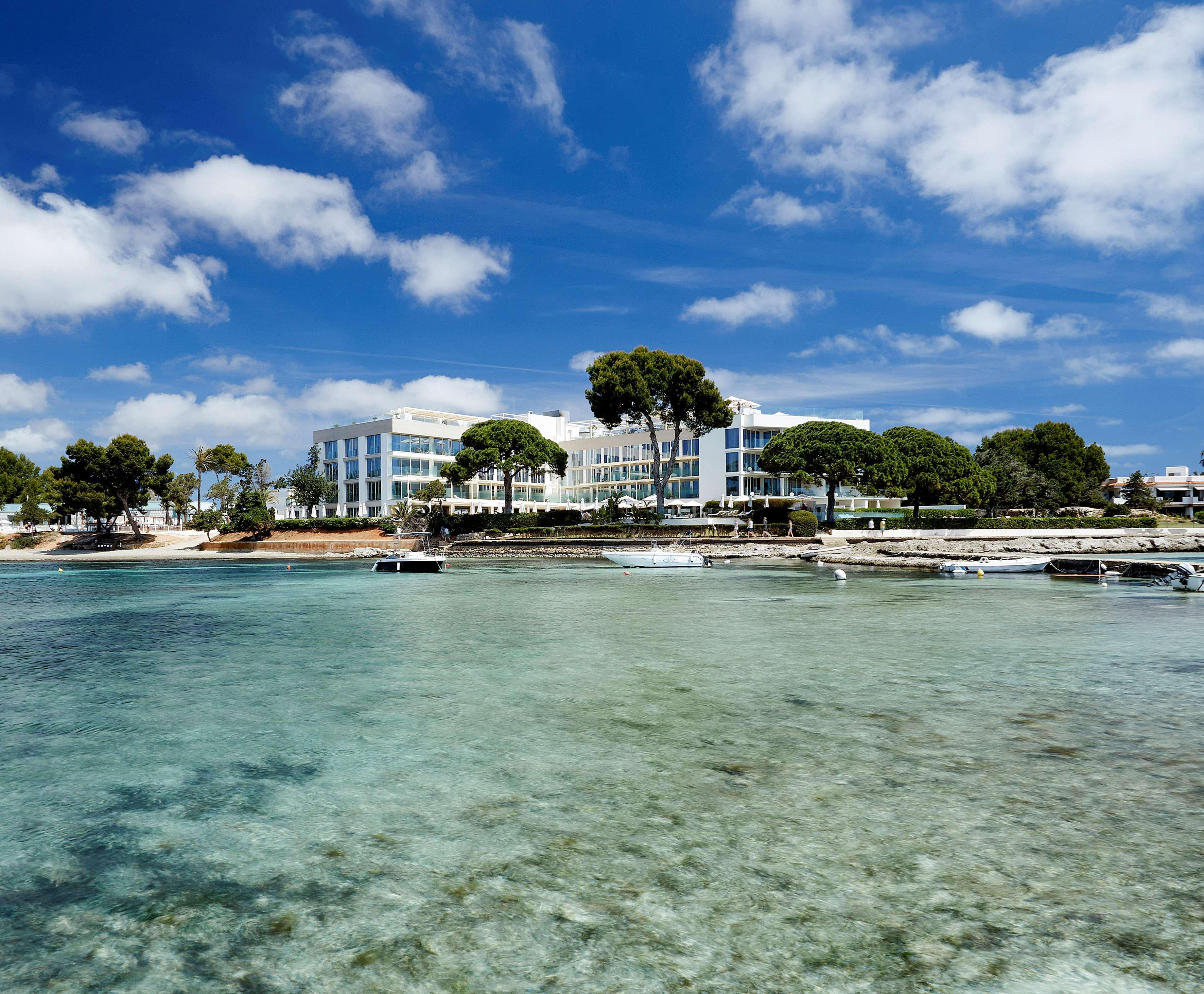 Me Ibiza - The Leading Hotels Of The World Santa Eularia des Riu Luaran gambar