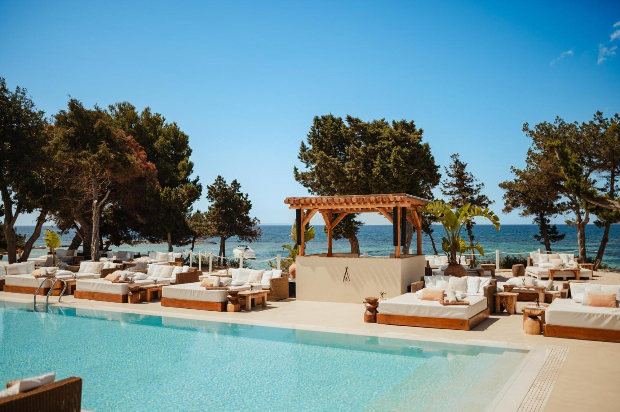 Me Ibiza - The Leading Hotels Of The World Santa Eularia des Riu Luaran gambar